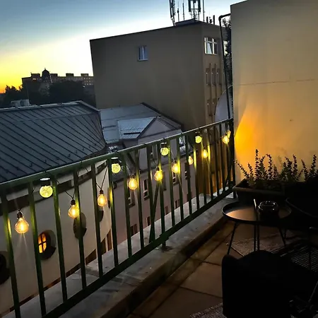 Apartamento Utulny V Centru S Velkou Terasou