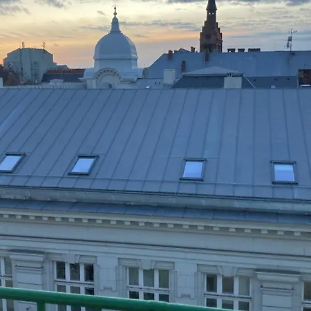 Utulny V Centru S Velkou Terasou Appartement Ostrava