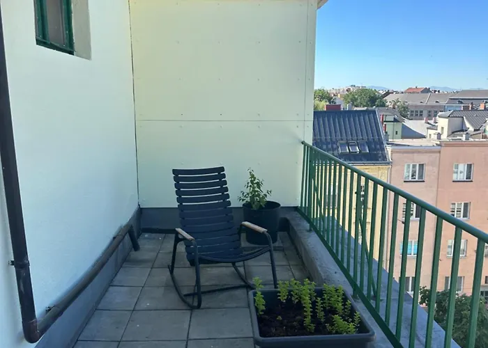 Utulny V Centru S Velkou Terasou Appartement Ostrava